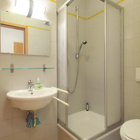 Apartamento Laurin L62 *